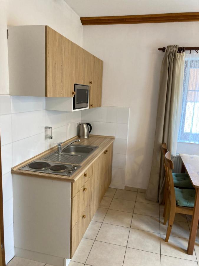 Chalupa A Apartmany Lojka Benecko Exterior foto